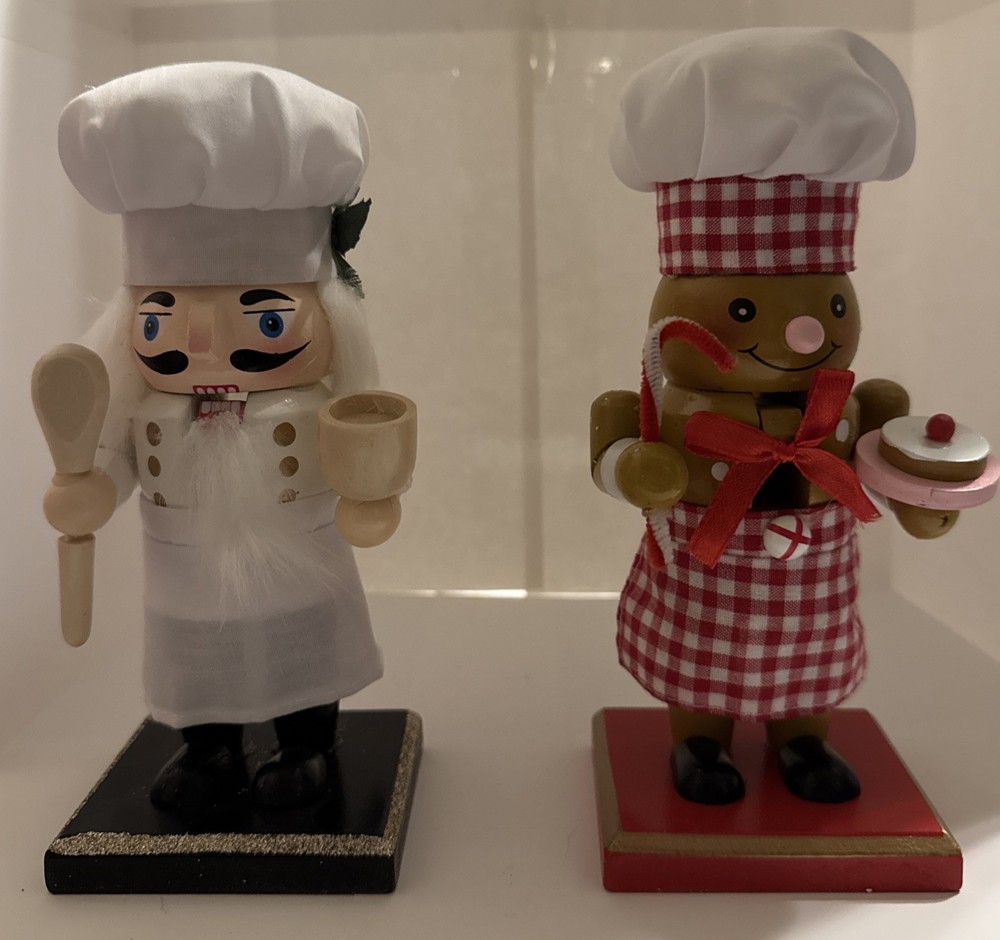Chef & Gingerbread Man Chef  2 Packs 7 Inch Christmas Nutcracker