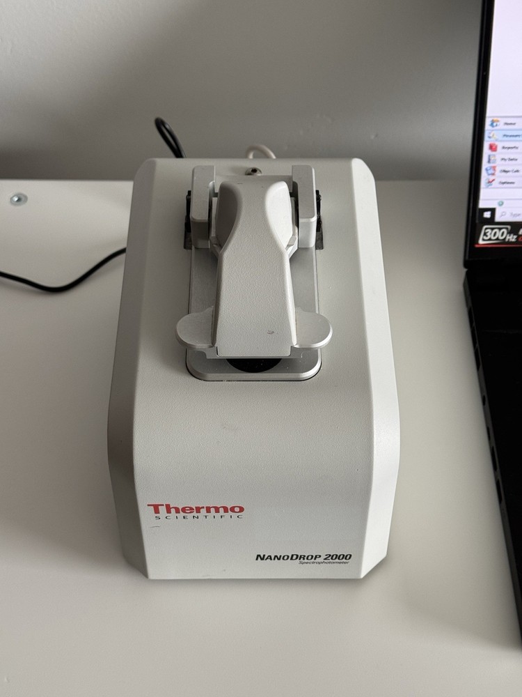 Thermo Scientific NanoDrop 2000 Spectrophotometer.