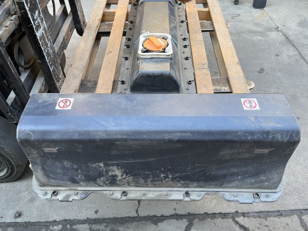 2017 CHEVROLET VOLT HYBRID BATTERY