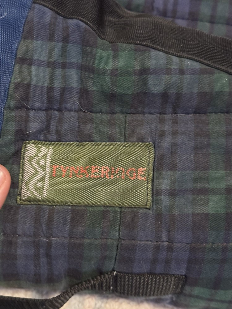 4 saddle pads in this bundle- multiple brands.