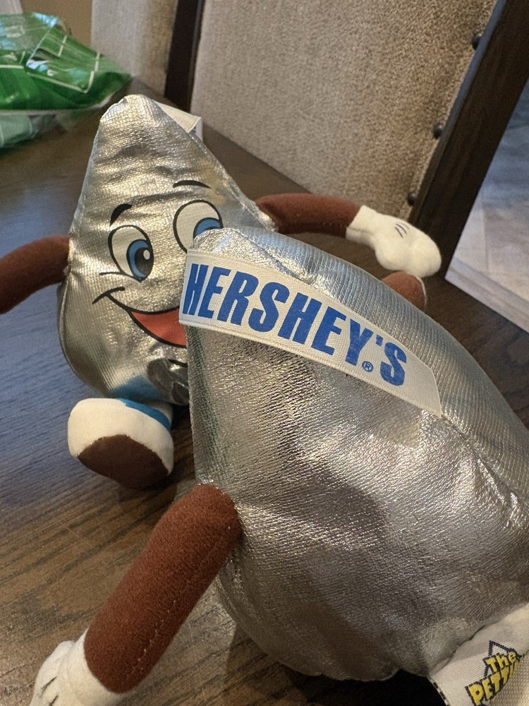 2 Hershey Kisses 1994. Approx 9”