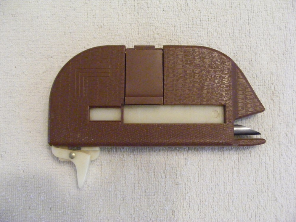 BROWN AND WILLIAMSON FILTER CIGARETTE MAKER