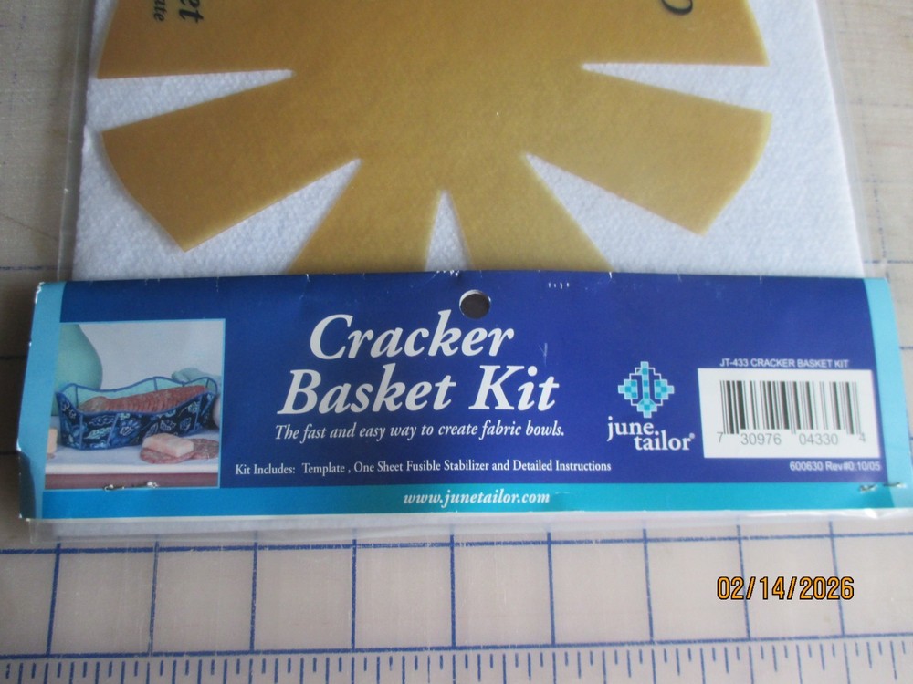 JUNE TAILOR CRACKER BASKET KIT-NEW-SEALED