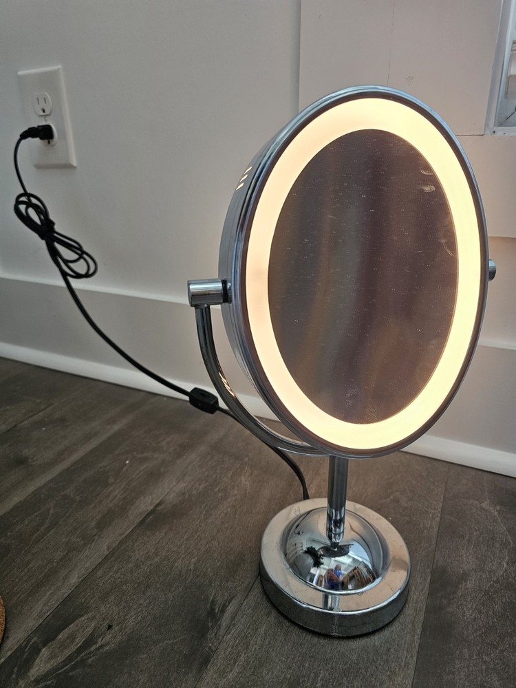 Conair Double Sided Silver Magnifying Lighted Makeup Mirror Works