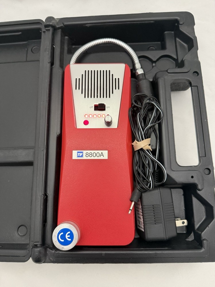 Tif 8800A Combustible Gas Detector with case working condition
