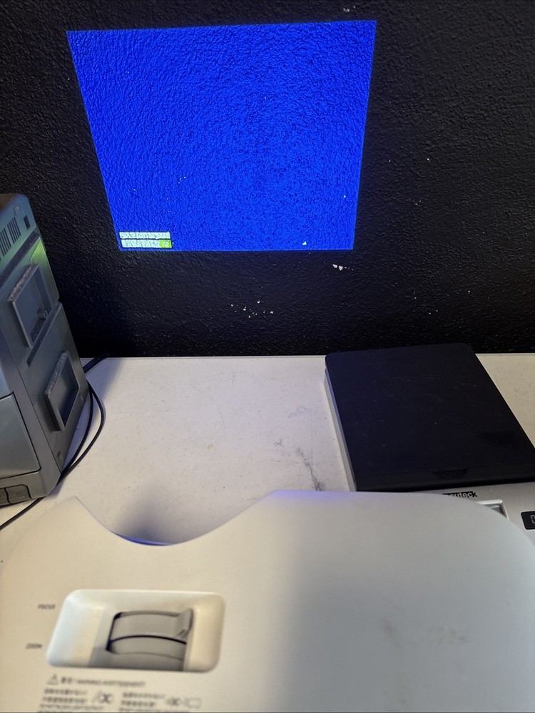 Casio XJ-V10X DLP Projector