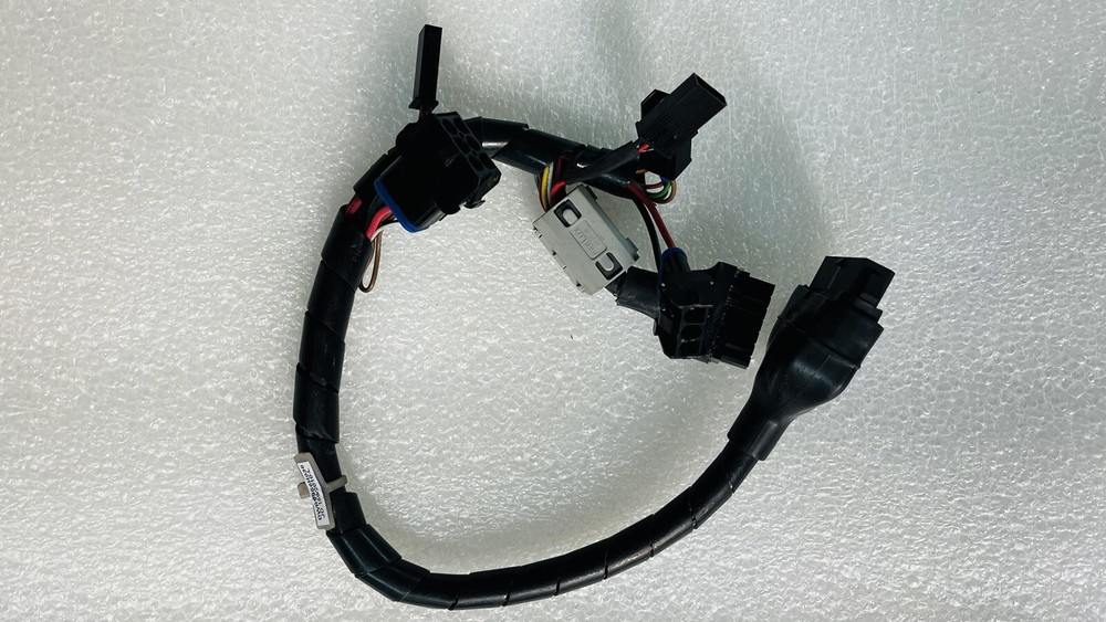 Pride Victory Series R-Series Controller Interface Harness DWR9966H036