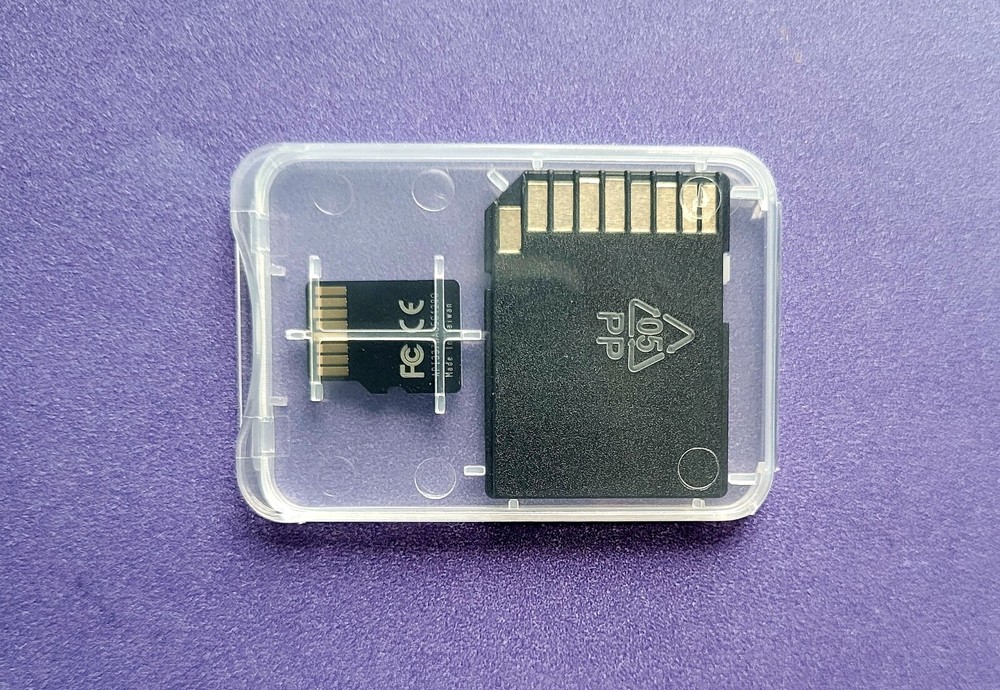 Micro Center 128GB Micro SDHC Flash Memory Card with Adapter