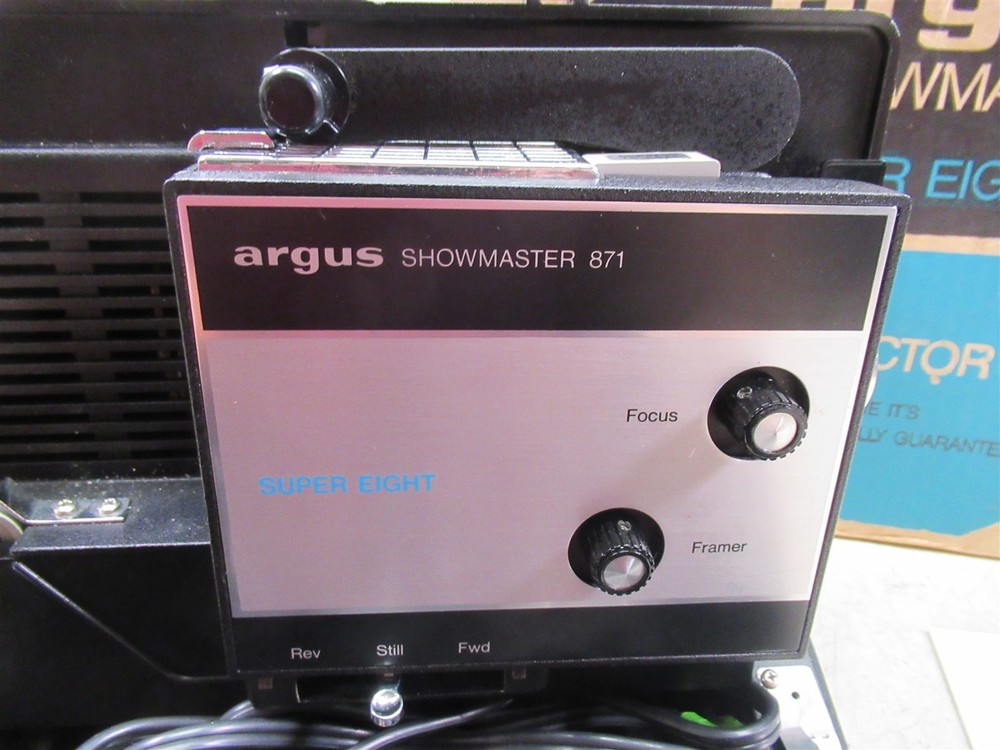Argus Showmaster 871 Super Eight Movie Projector