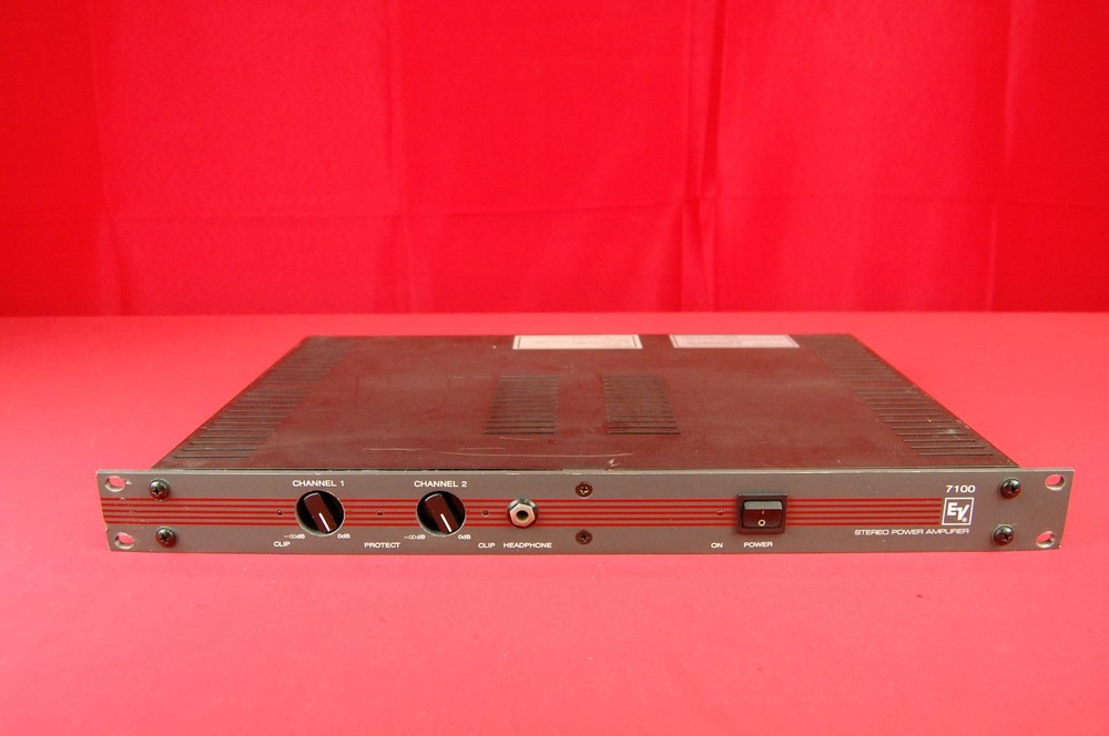 ELECTRO VOICE EV7100 STEREO POWER AMPLIFIER