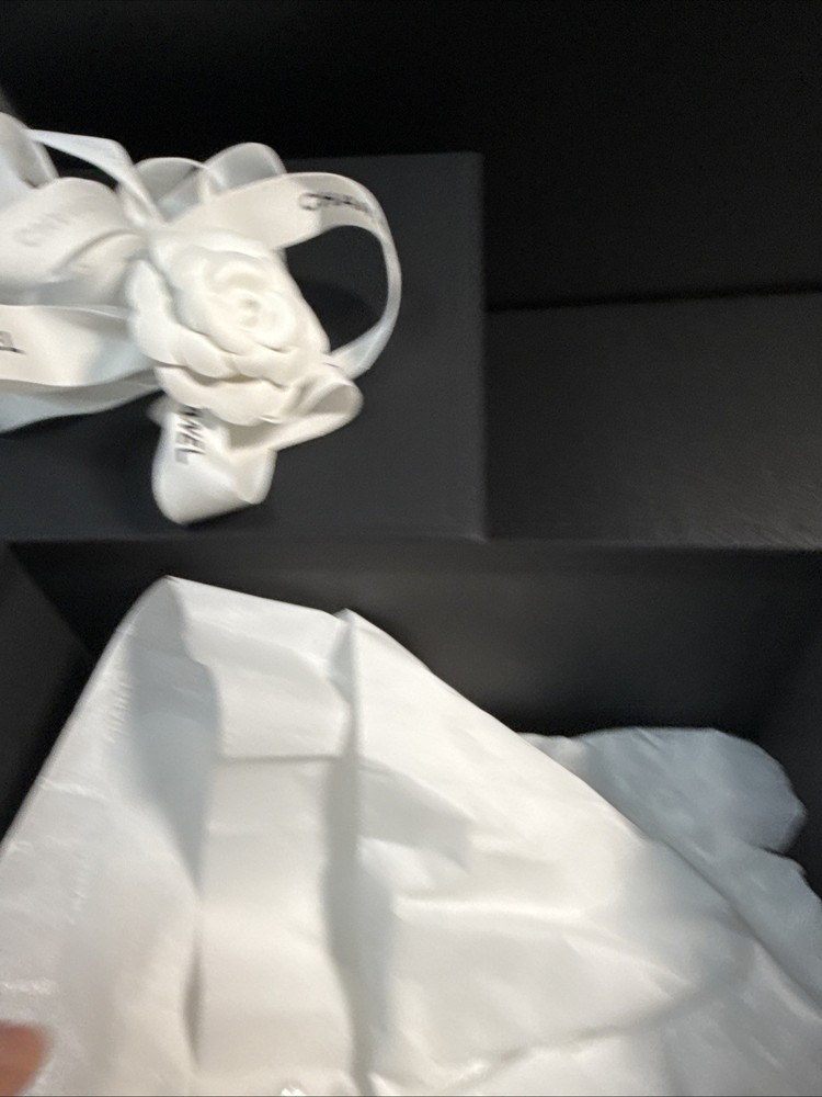 AUTHENTIC SIGNED CHANEL BLACK BOX (1455)
