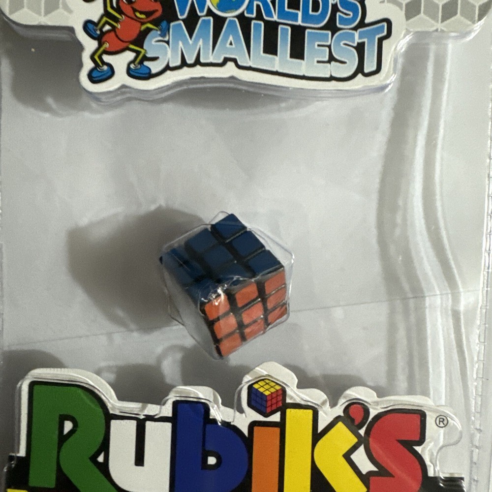 Worlds Smallest Rubiks Cube