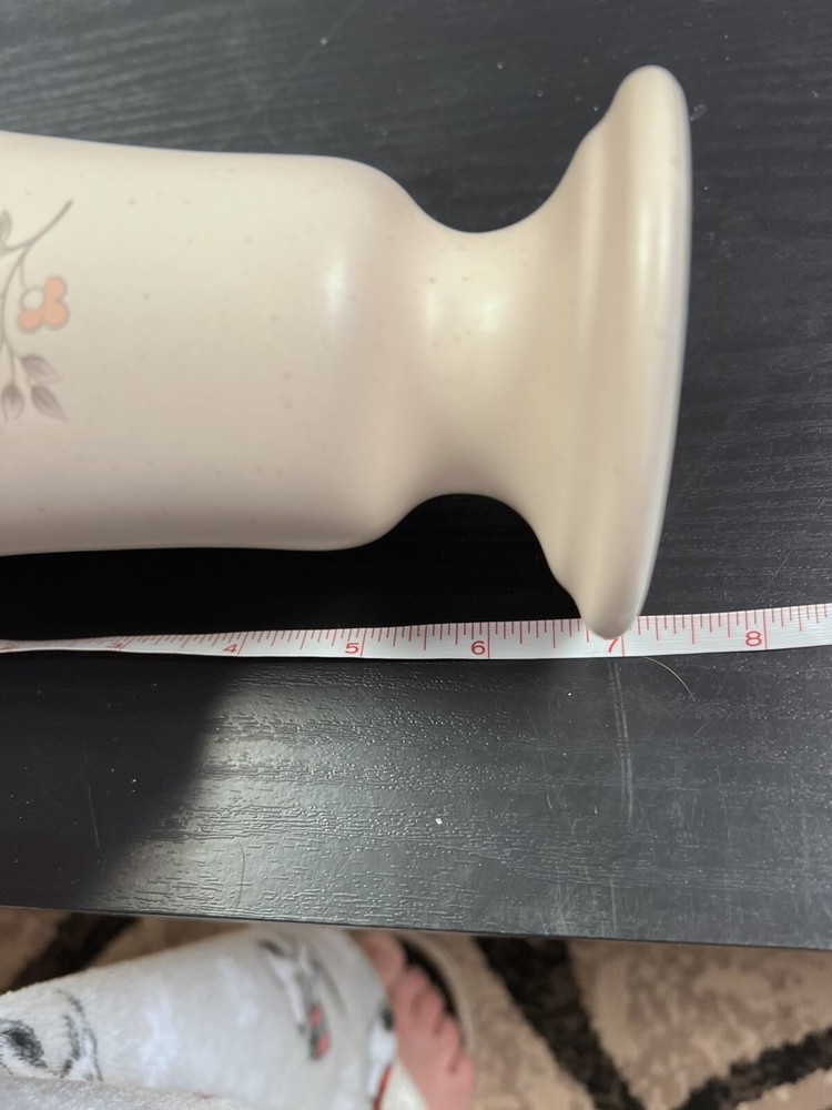 Pfaltzgraff Remembrance Vase 7” EUC