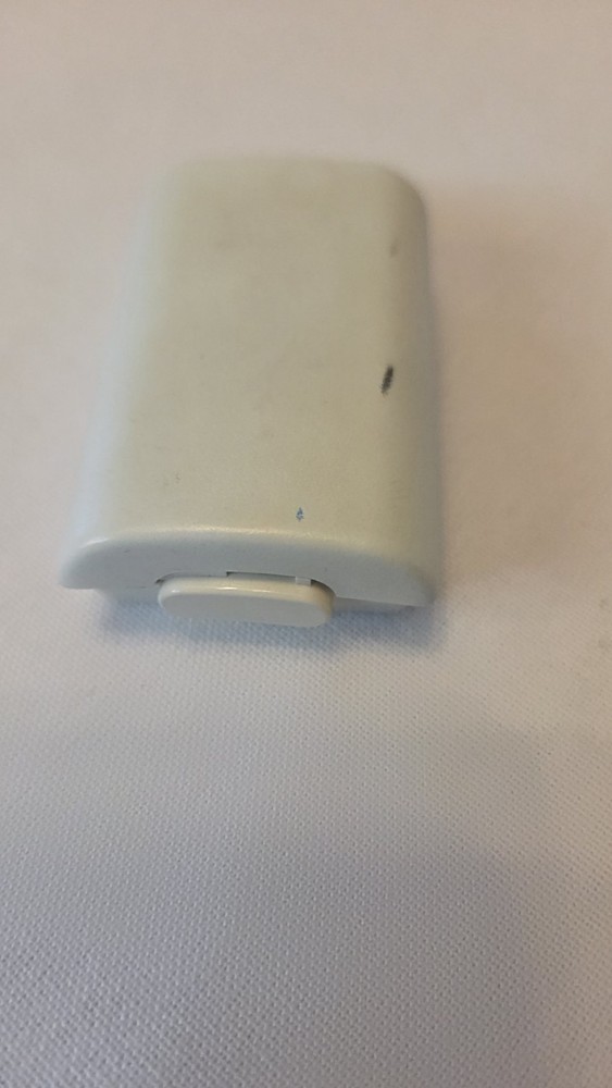 Microsoft Battery For Xbox 360 Wireless Controller Rechargeable White