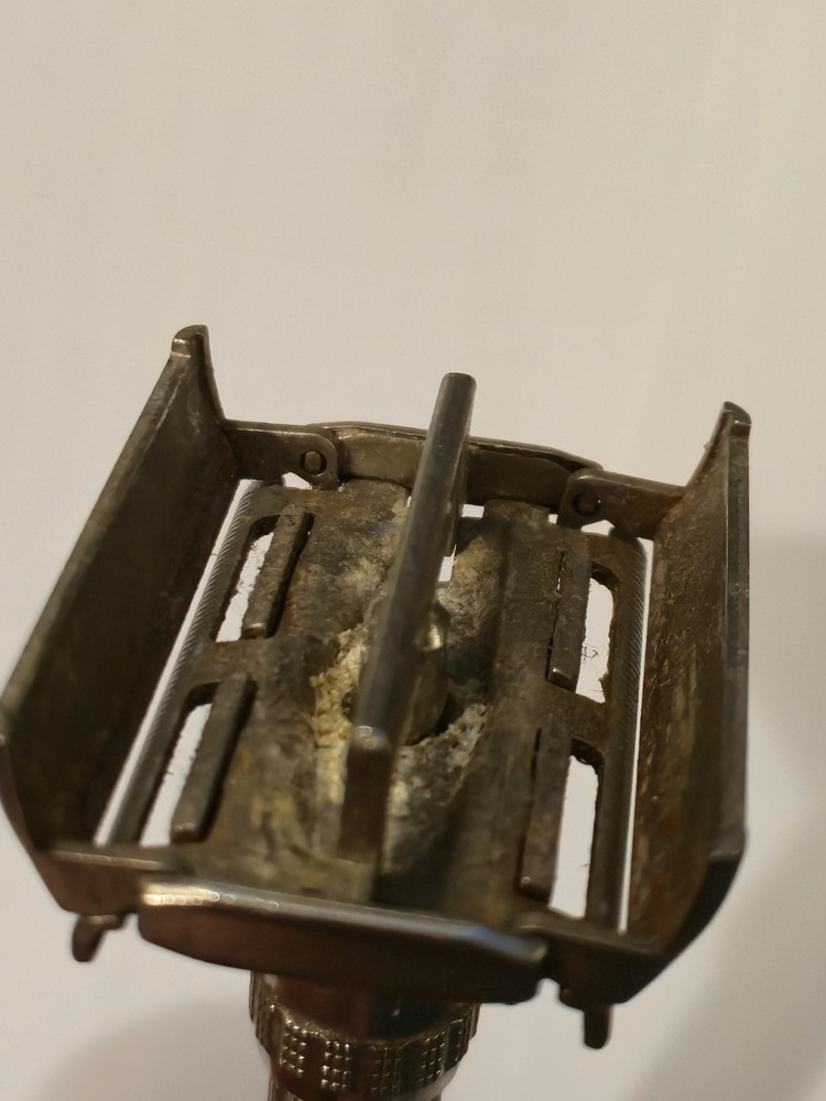 1963 Gillette Slim Adjustable 1-9 DE TTO Razor Date Code I1
