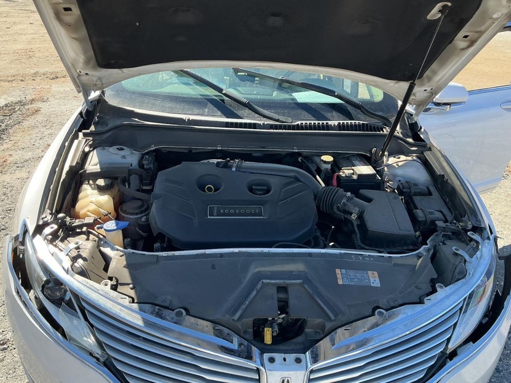 MKZ 2013 Glove Box 4954251