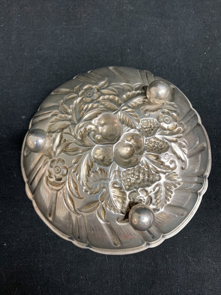 S Kirk Sterling Silver Repousse Dish #430 4.7”