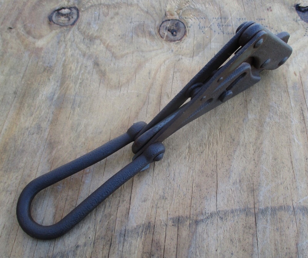 KLEIN 1613-40 MADE IN USA CABLE WIRE PULLER