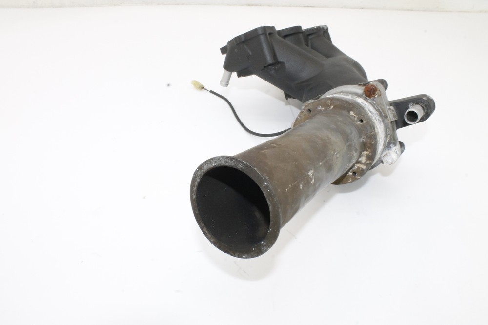 21-22 YAMAHA VX-C EXHAUST MID PIPE Y HEADER MIDDLE JOINT JOINING