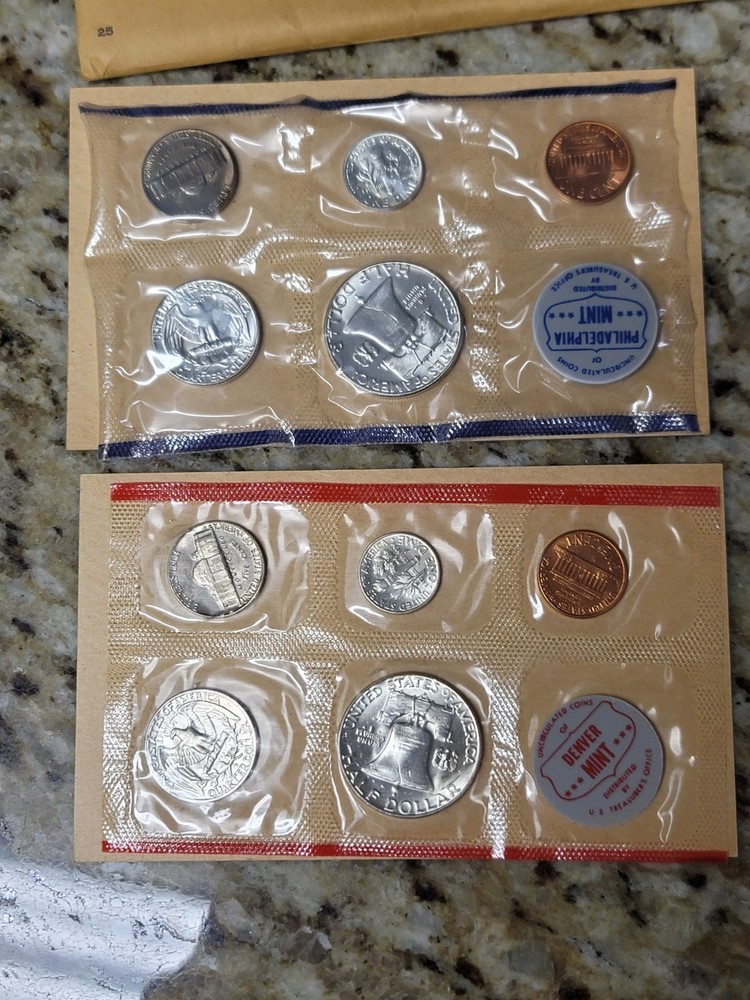 1961 Mint Set. Complete and original. 10 coins Both "P" & "D"