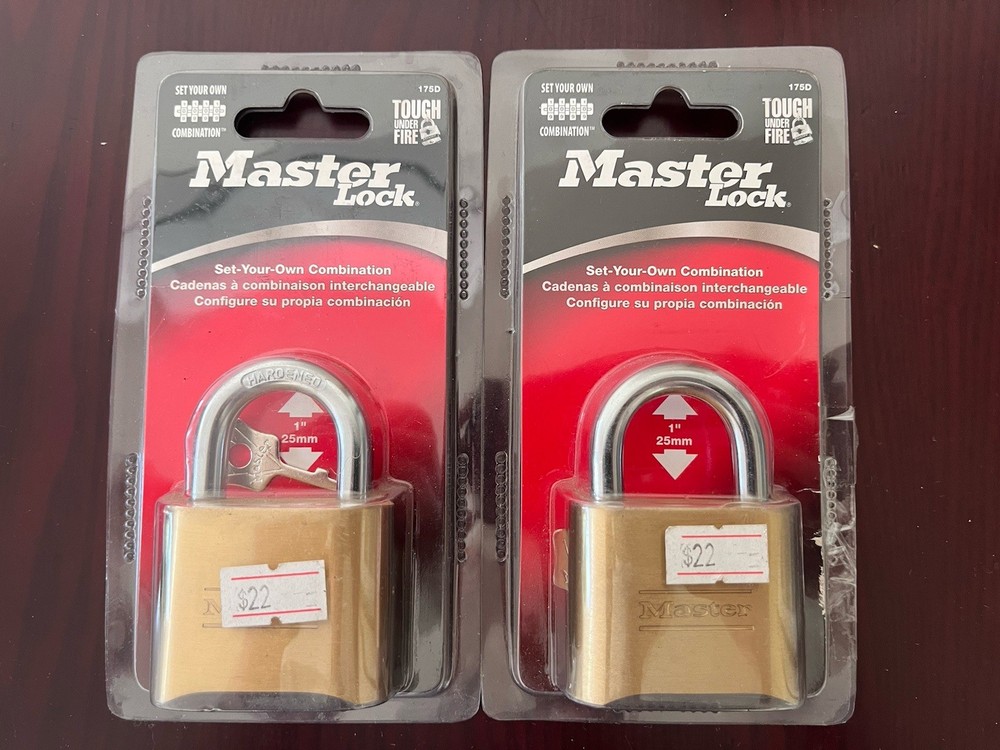 (Pack of 2) Combination Padlock: Master Lock 175D