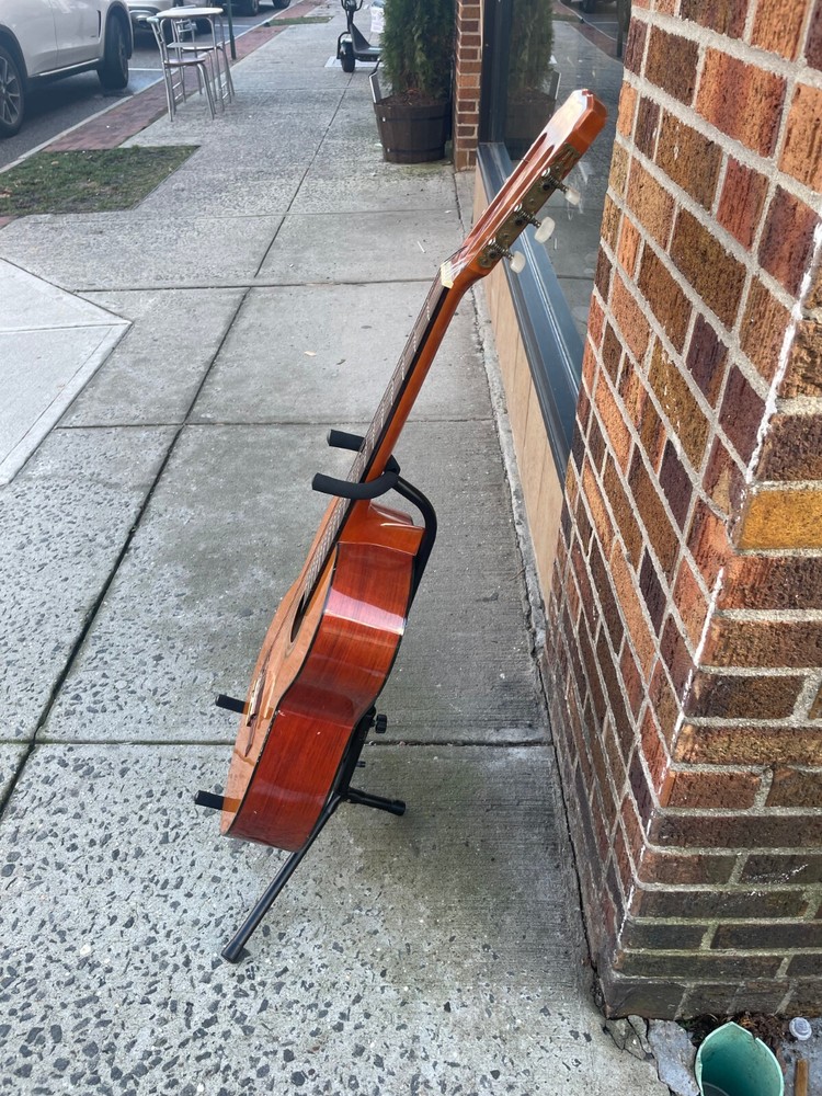 Conn C-10 Nylon-String Classical Guitar