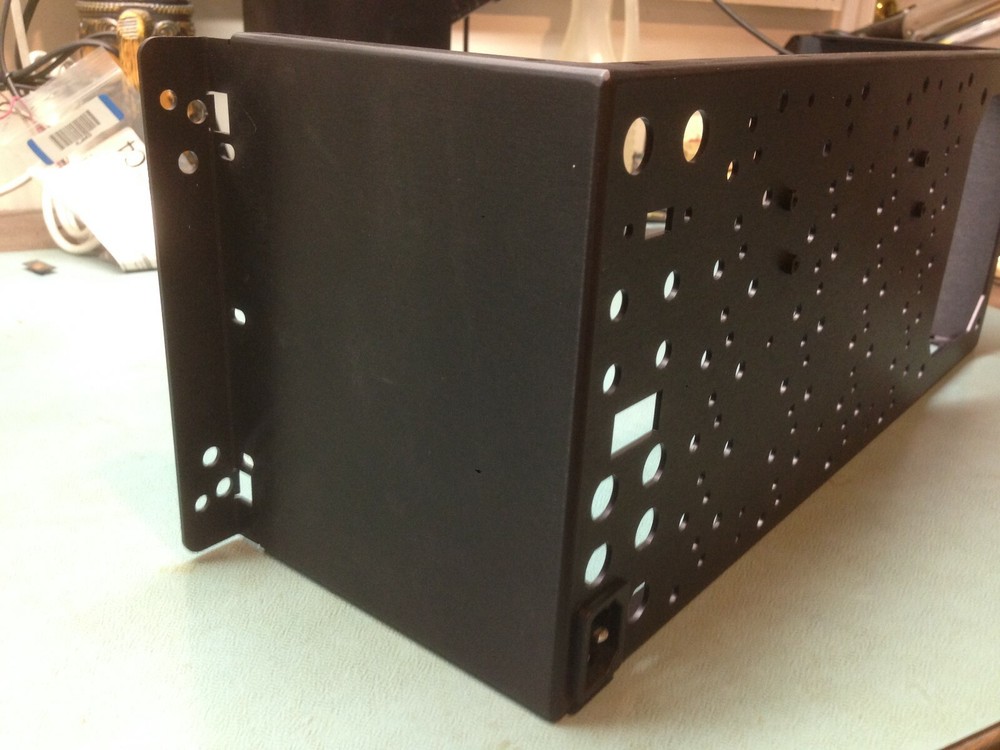 Phase Linear 700B/Series 2 Amplifier Chassis - White Oak Audio Design