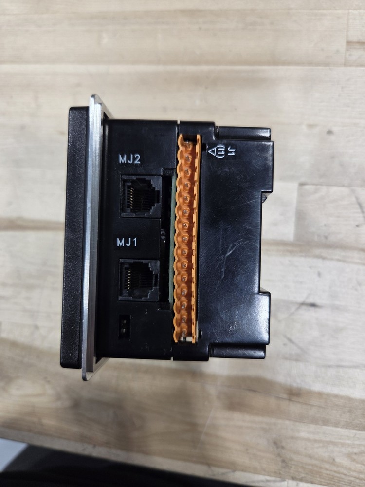 HORNER AUTOMATION HE-XT105CN Used