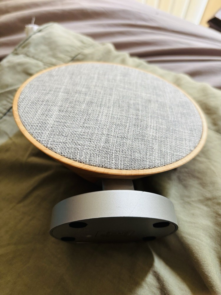 UB Bluetooth/Aux=speaker