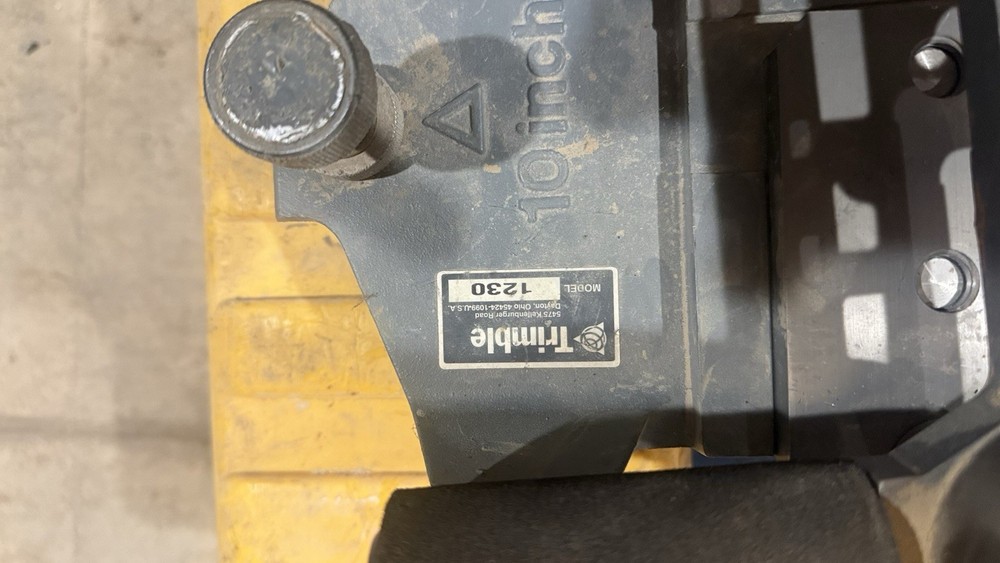 Trimble Spectra Precision DG711 Pipe Laser