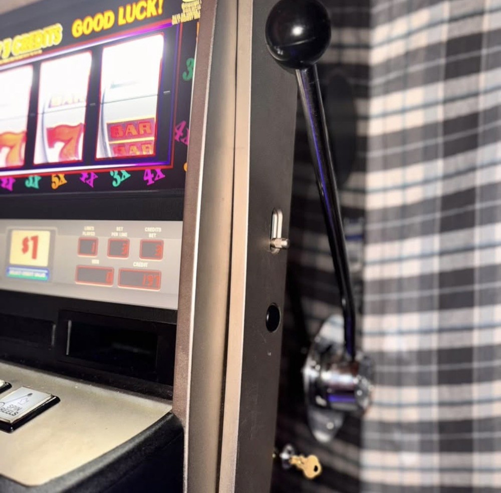 Slot Machine - 2011 IGT 3ft’ Tall, 80s Style