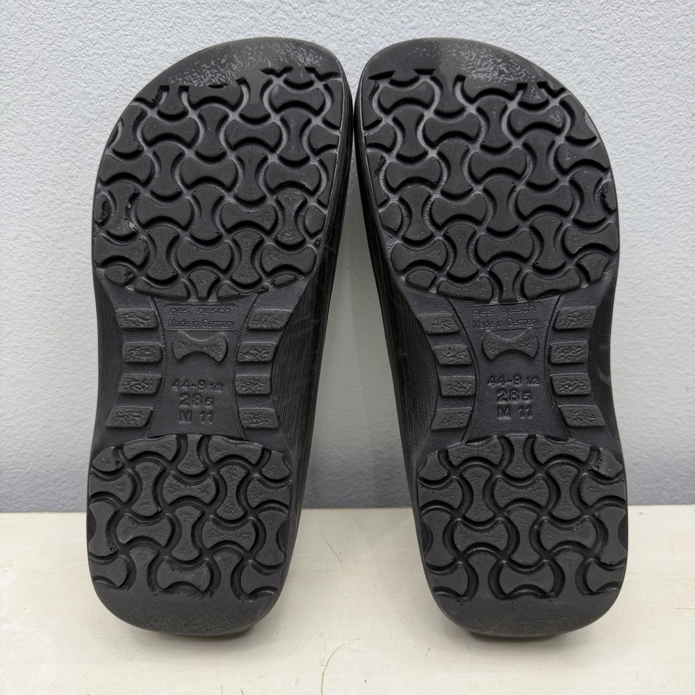 Birki’s Profi-Birki Black Rubber Clogs Size 11 Men