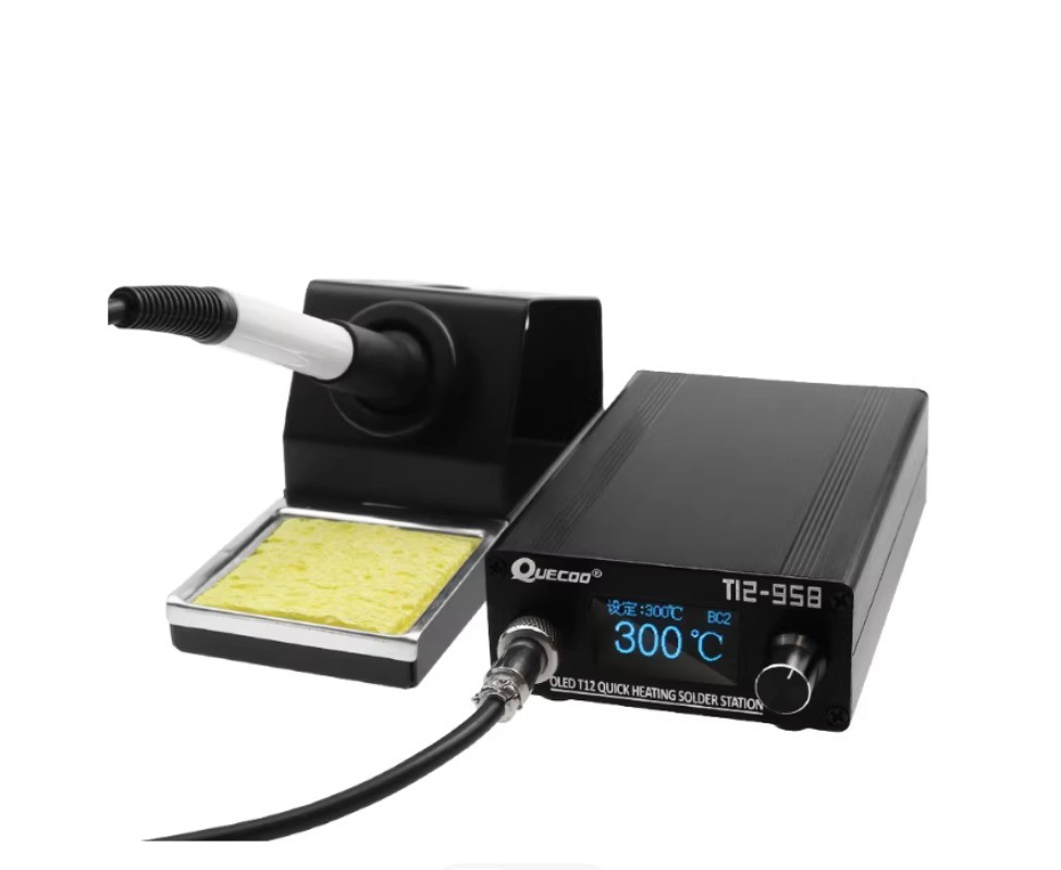 Smart Soldering Station with Adjustable Temperature Control and Digital Display