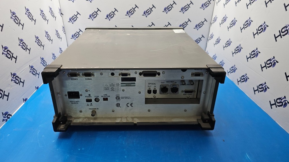 Tektronix AM700 Audio Measurement Set