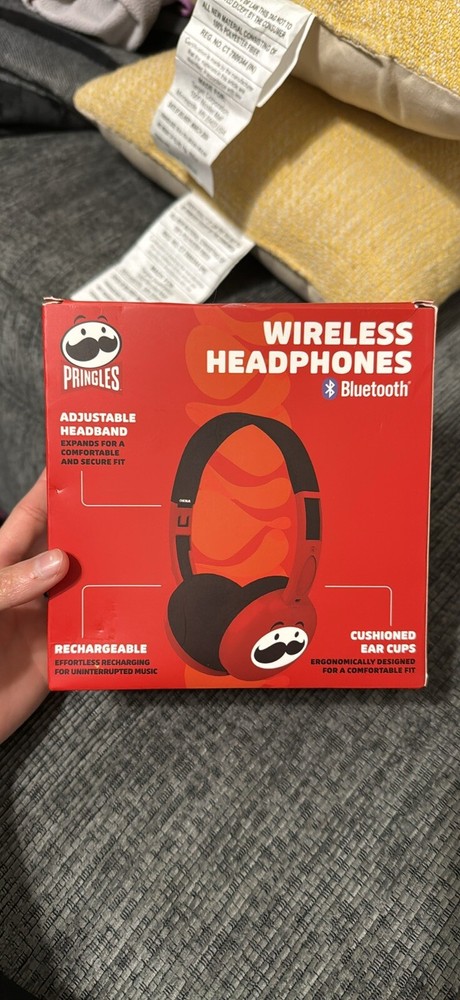 New In Box Pringles Wireless Headphones Bluetooth