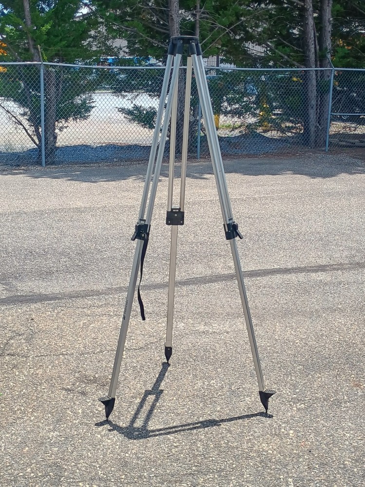 Topcon Aluminum Surveying Tripod
