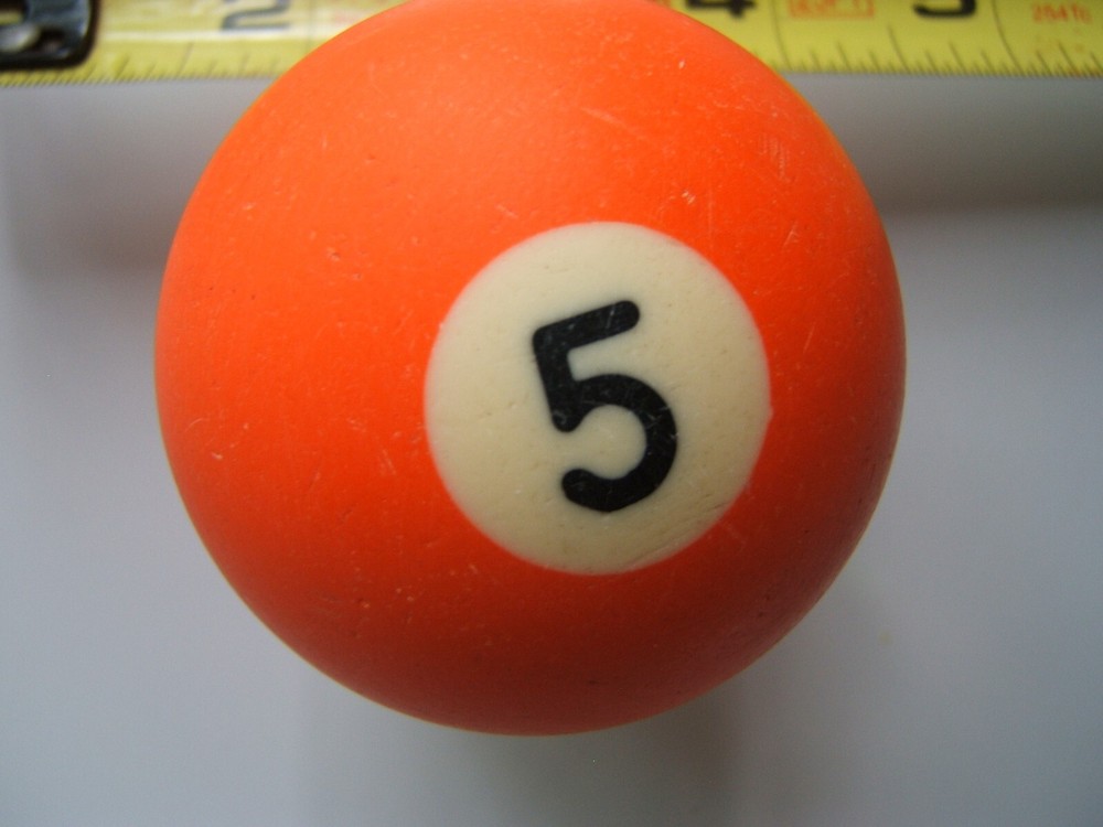 Billiard/Pool Balls / Individual replacement / 2 1/4" diameter / No. 5