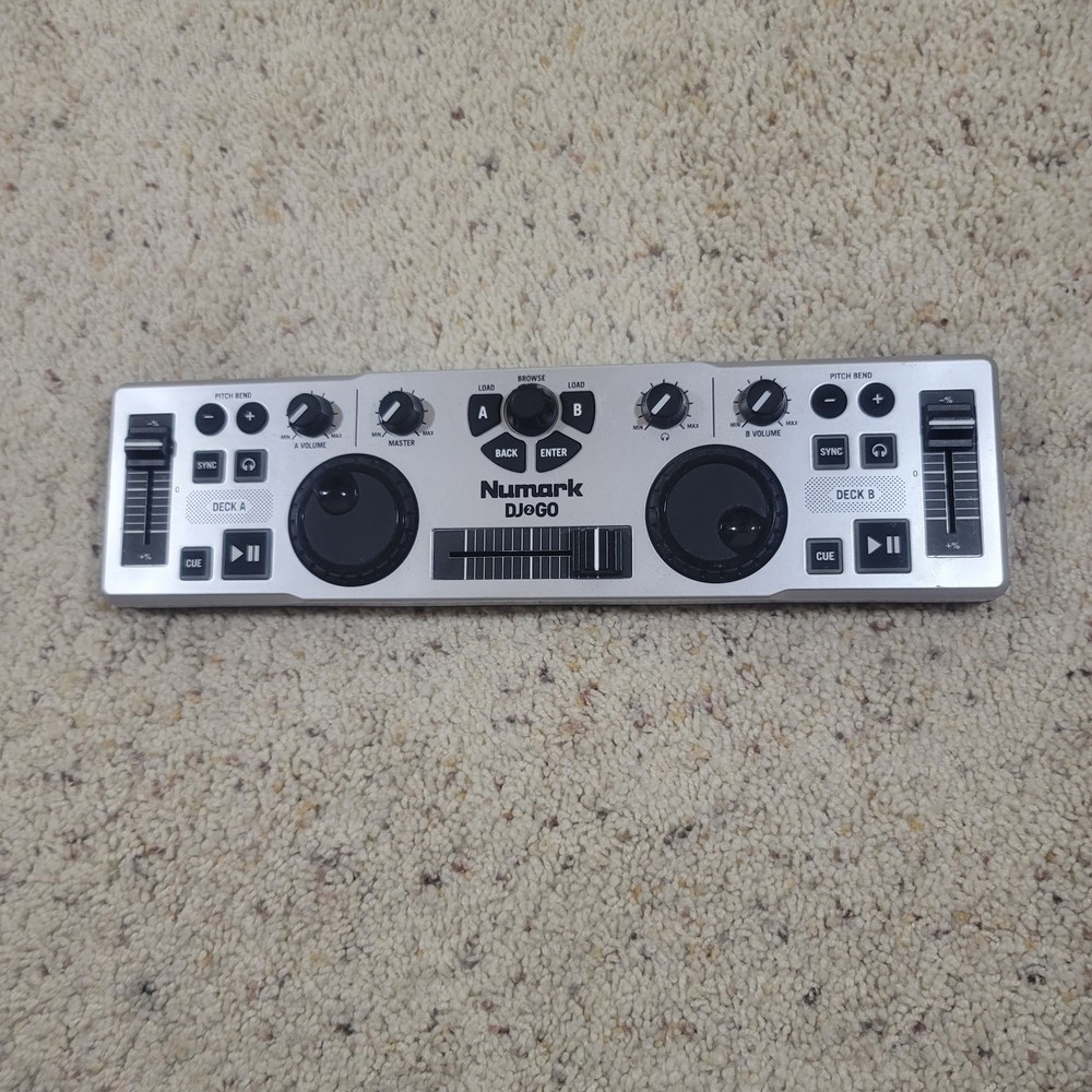 Numark DJ2Go Dj 2 Go Portable USB Controller UNTESTED