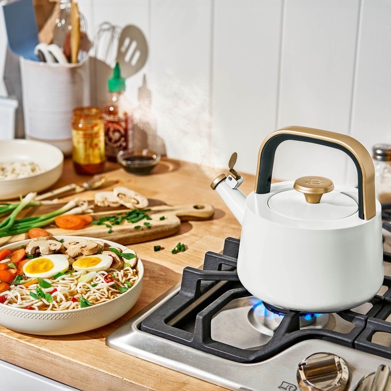 Ceramic Stovetop Kettle 1.8L Whistle Induction Durable Stainless Steel New