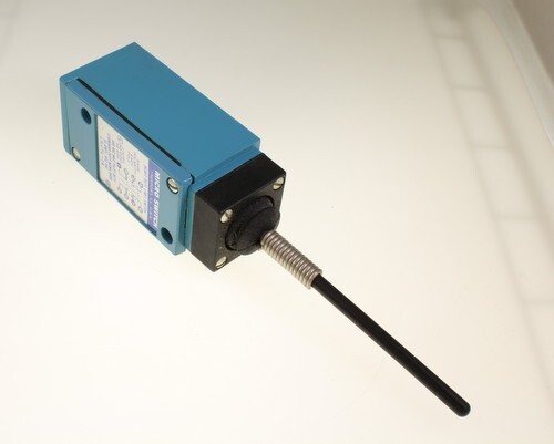 LSJ7L-7A Honeywell MicroSwitch Limit Switch
