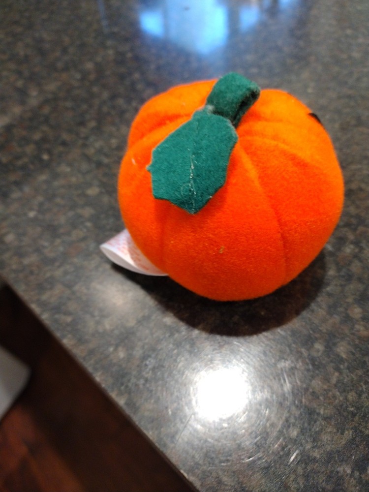 Jack O Lantern Halloween Pumpkin Pin Cushion 3"
