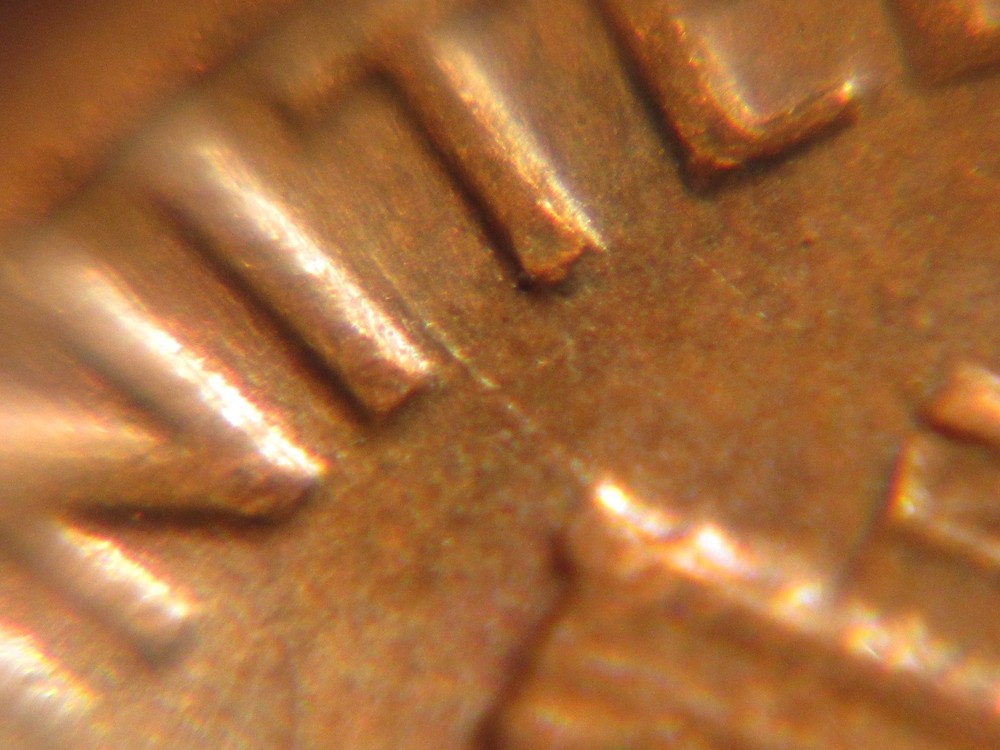 1975 D Lincoln Penny with Reverse Die Crack Error