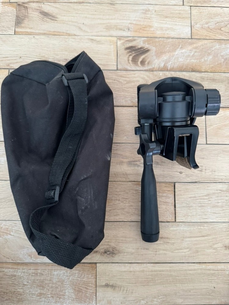 3-Axis Handheld Camera Gimbal Stabilizer with Carrying Case - Professional Video