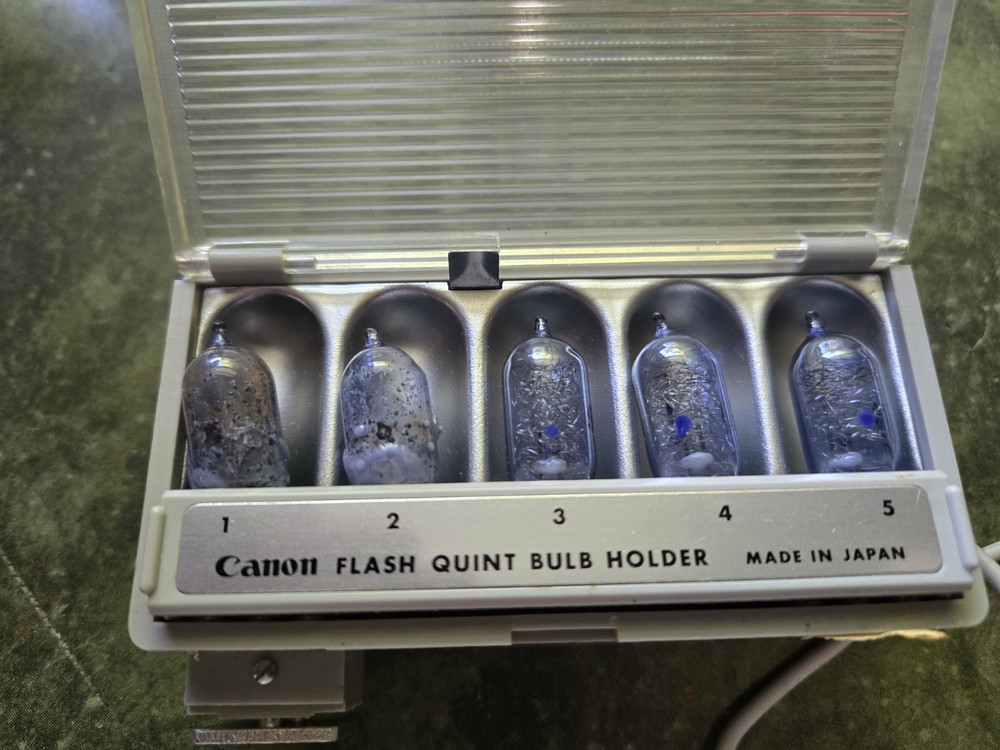Vintage Canon Flash Quint 5-Bulb Unit