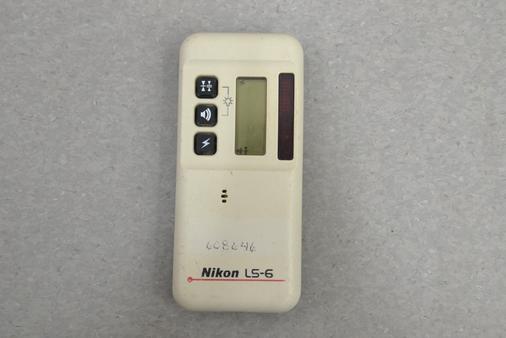 Nikon NL-300E Laser Level
