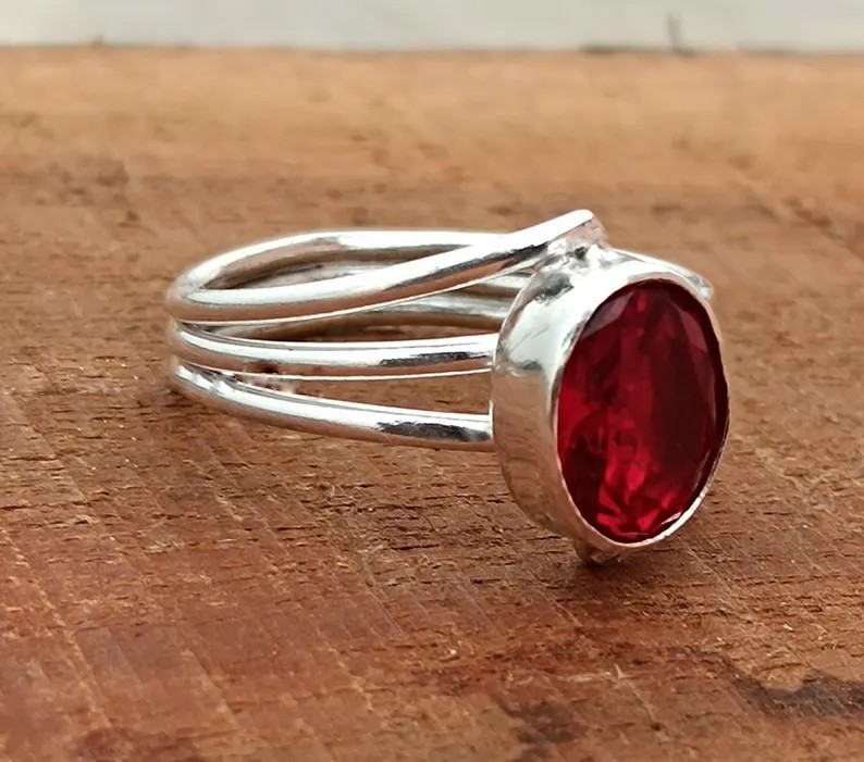 Solid 925 Sterling Silver Natural Red Gemstone Oval Multi-Split Shank Band Ring