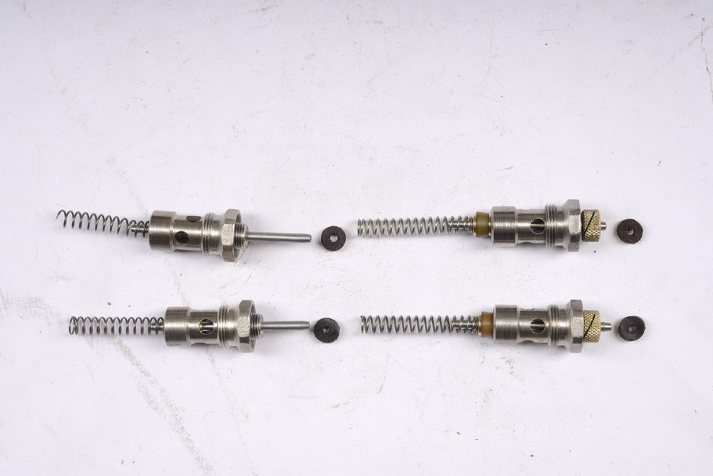 Binks Air Valve Assemblies for spray guns (4).
