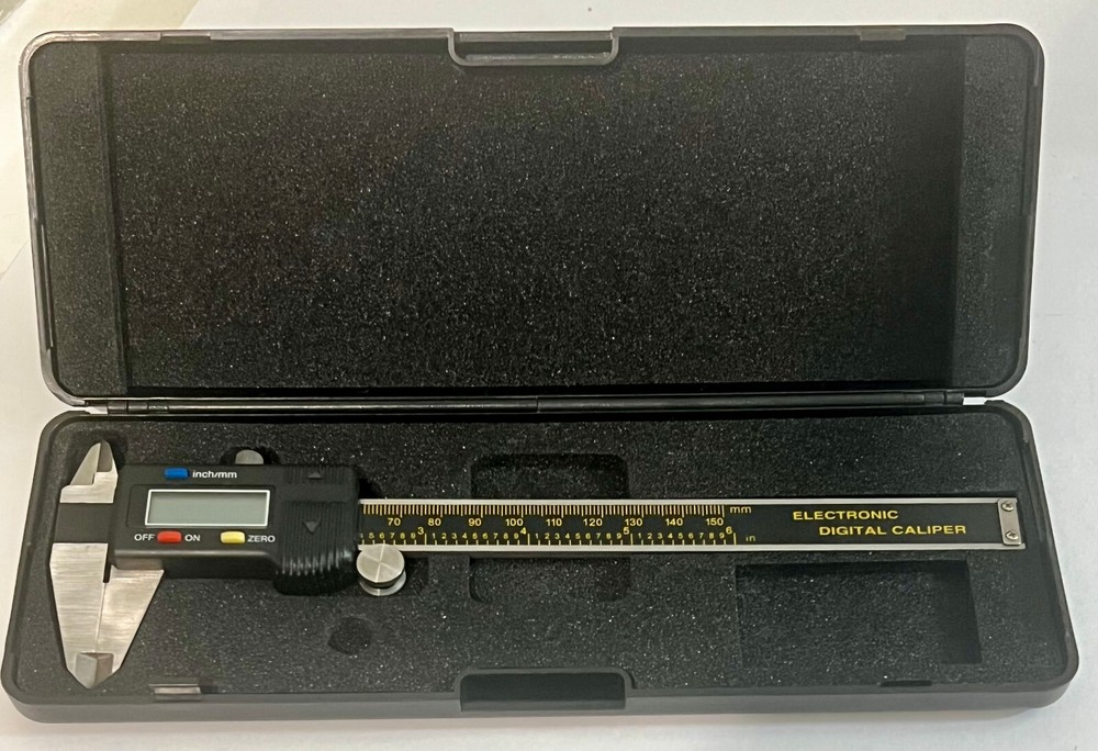 Electronic Digital Caliper 0-150mm With Case