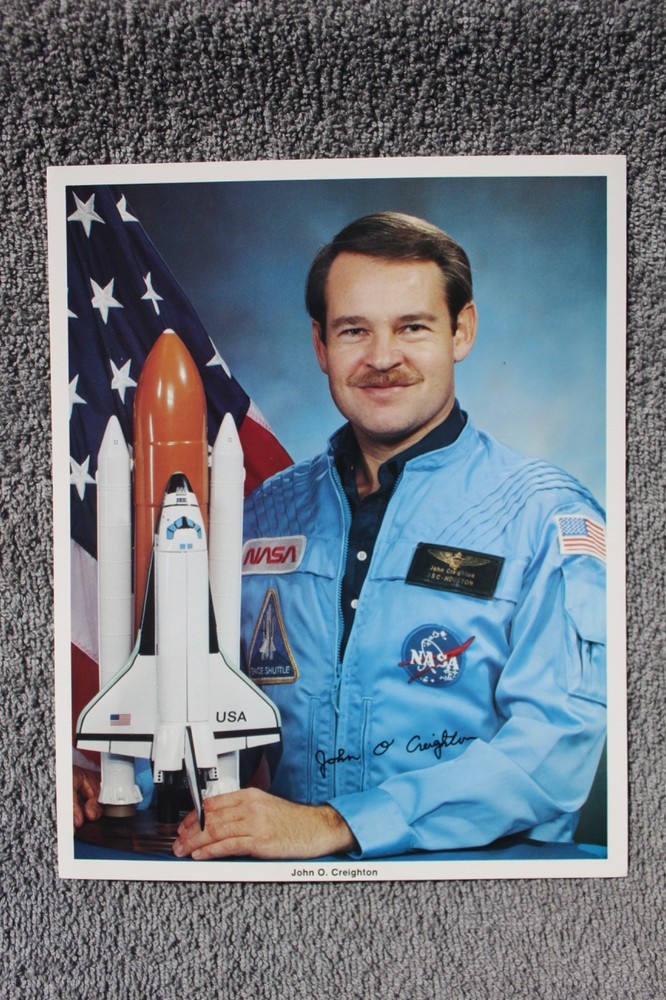 Astronaut Autograph - Space - Shuttle NASA - JOHN O. CREIGHTON - Signed