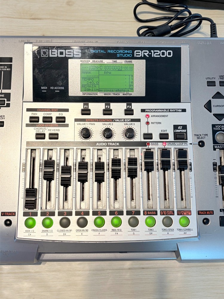 BOSS BR-1200CD Digital Recording Studio Multitrack Recorder MTR CD Burner Tested